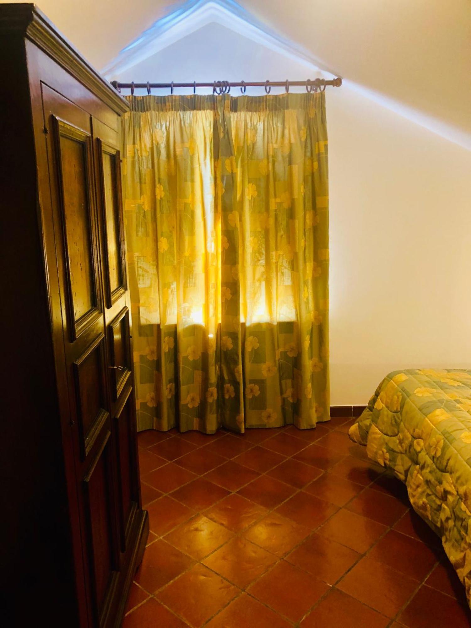 Hotel Bucaneve Пескассероли Экстерьер фото