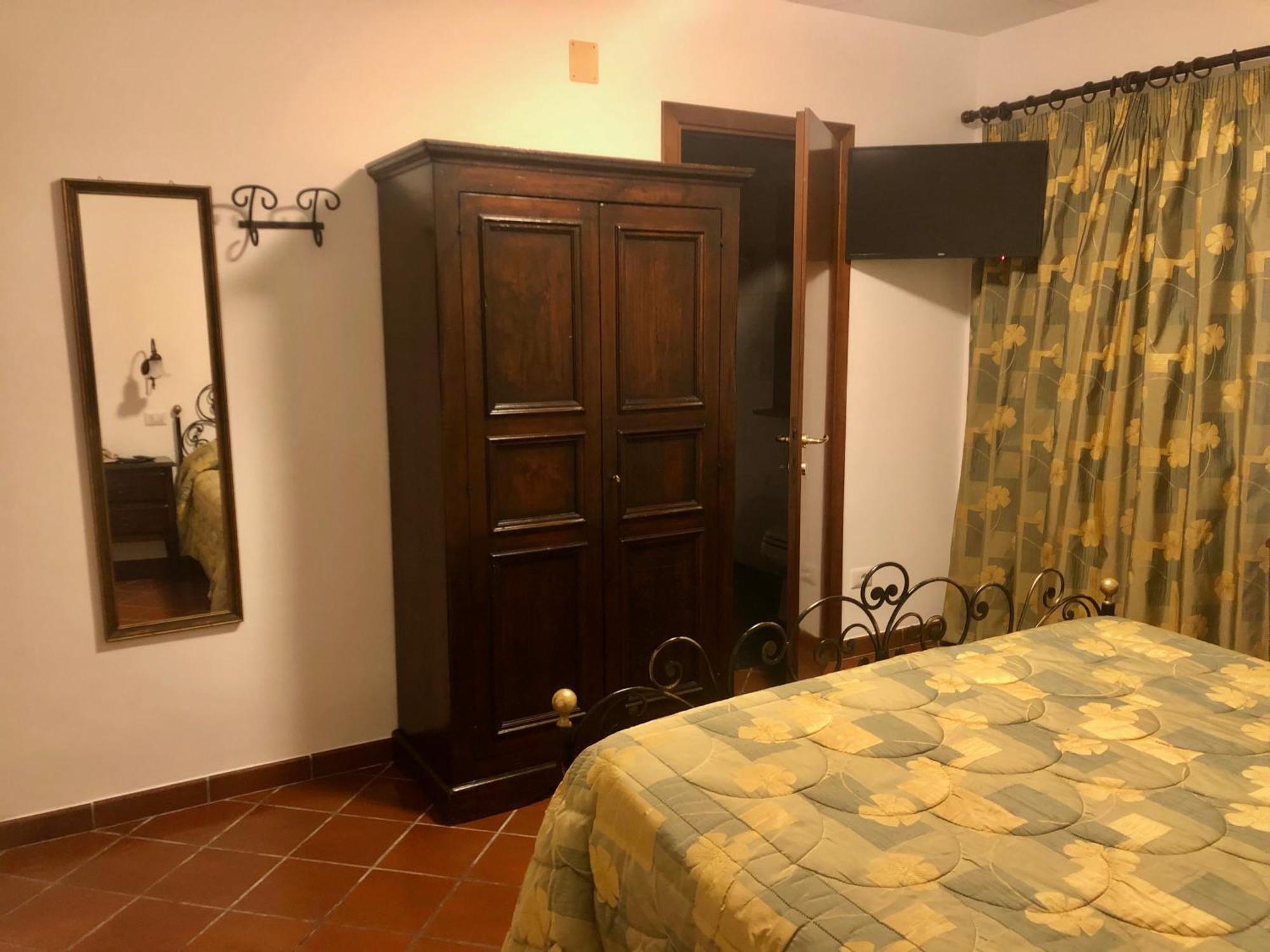 Hotel Bucaneve Пескассероли Экстерьер фото