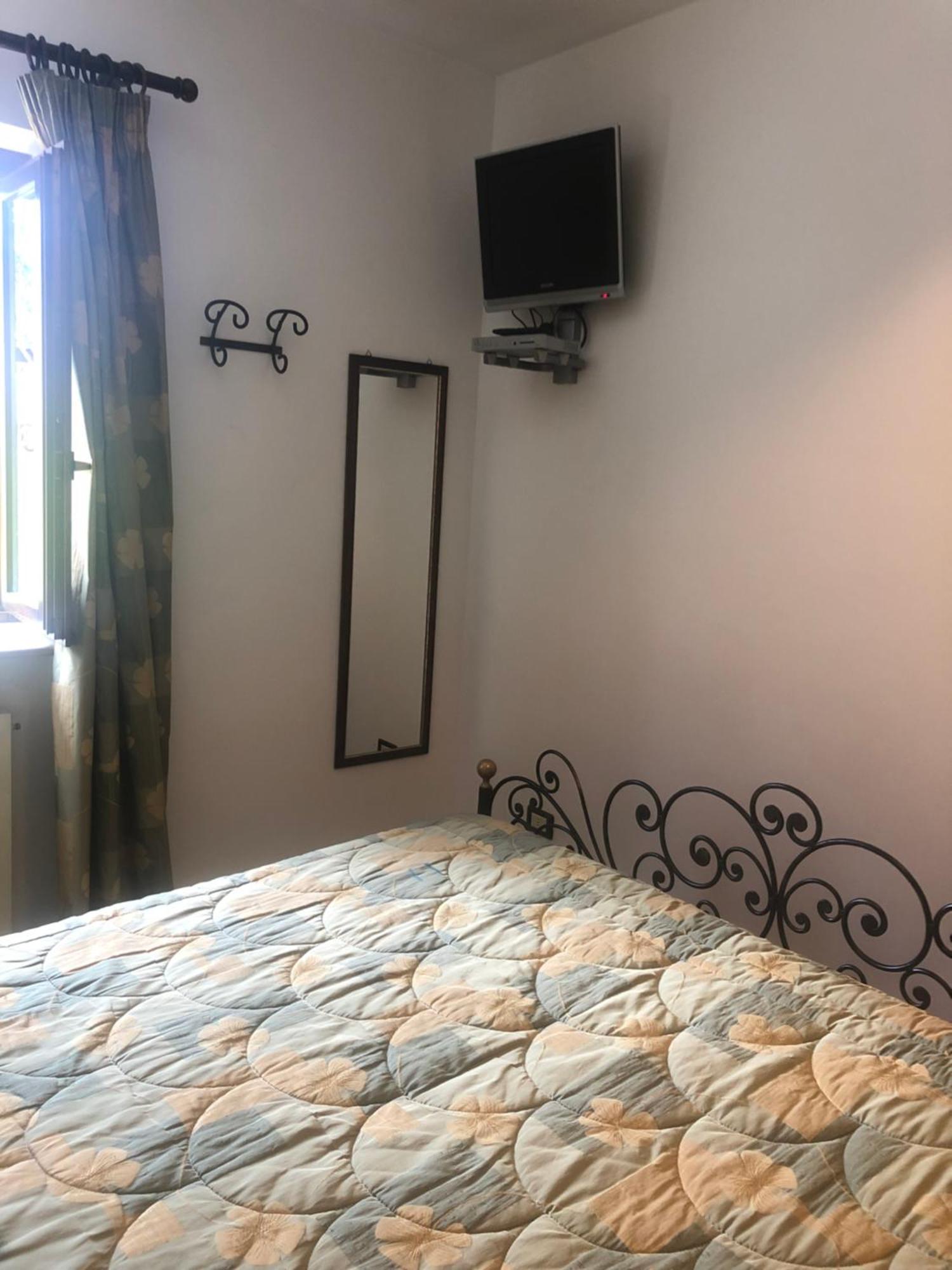 Hotel Bucaneve Пескассероли Экстерьер фото