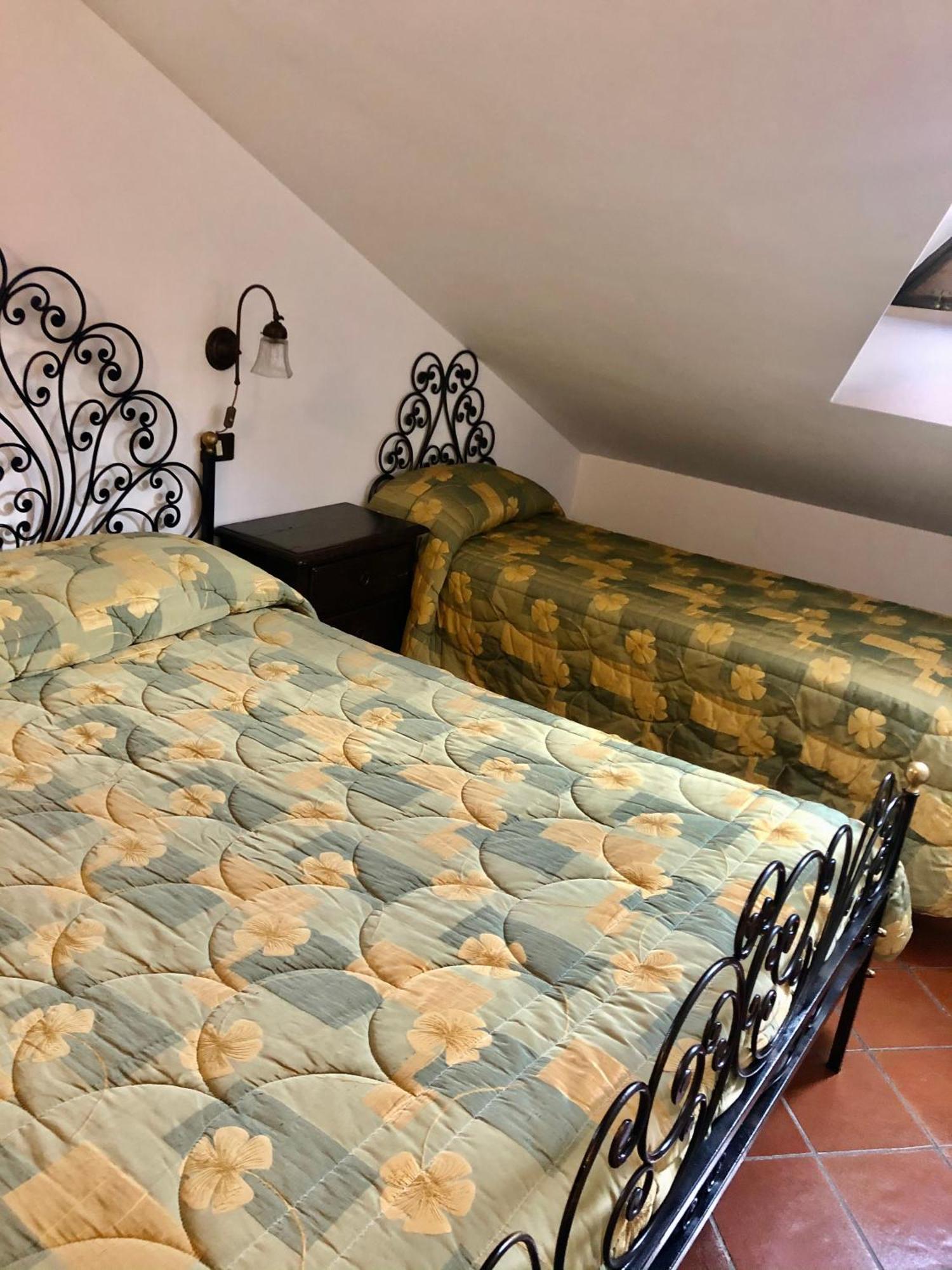 Hotel Bucaneve Пескассероли Экстерьер фото