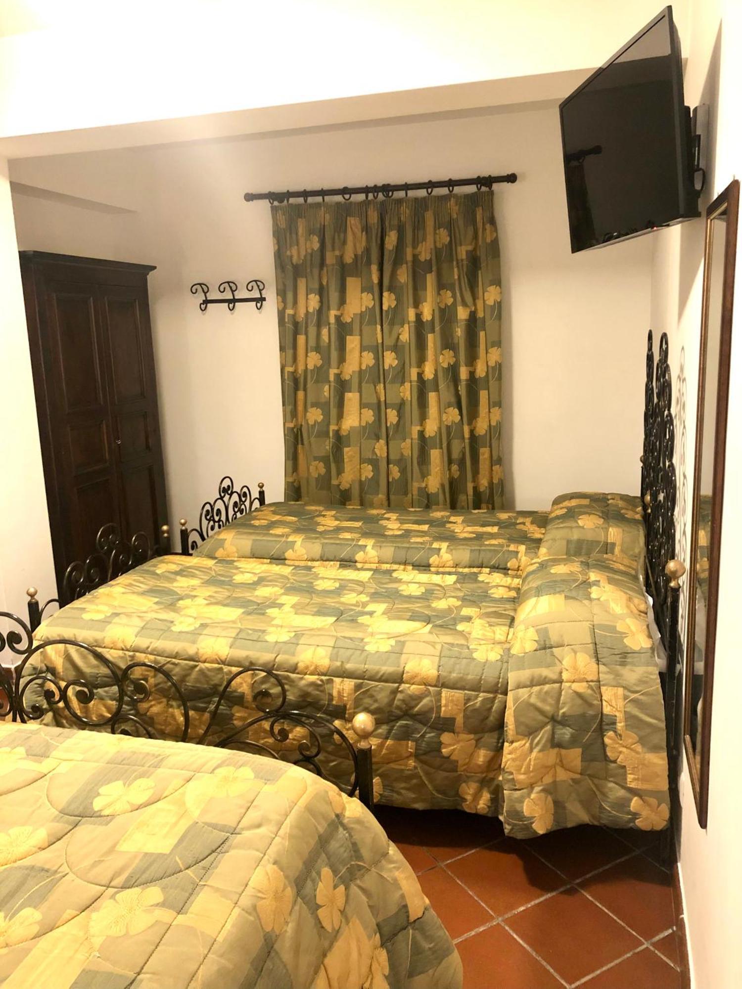 Hotel Bucaneve Пескассероли Экстерьер фото